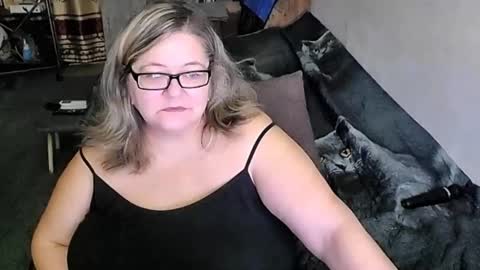 Lana online show from October 6, 12:30 am