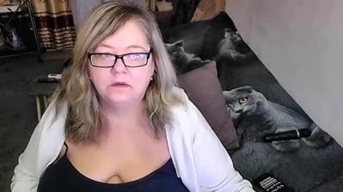 Lana online show from November 18, 12:27 am