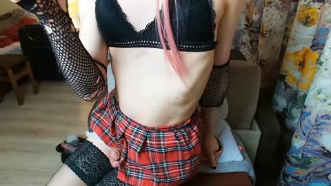 Vicky  Victor online show from December 4, 6:17 pm