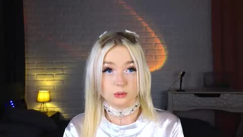 twinklefluff online show from September 14, 3:55 pm