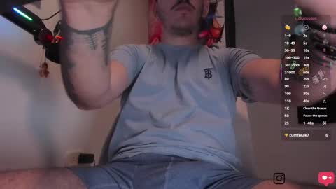 Snapshot of twinkpartyuncut chatting on November 17, 1:22 am MASTER GERRY online show from November 17, 1:22 am