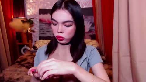 Snapshot of twinktransshanel chatting on November 13, 5:28 am twinktransshanel online show from November 13, 5:28 am