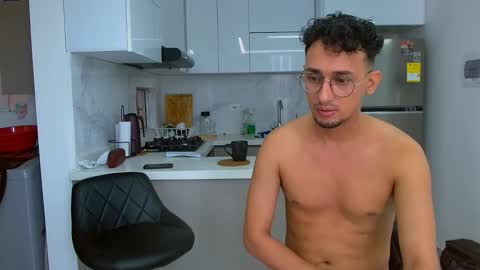 Snapshot of twoboyshot24 chatting on October 4, 12:25 pm twoboyshot24 online show from October 4, 12:25 pm