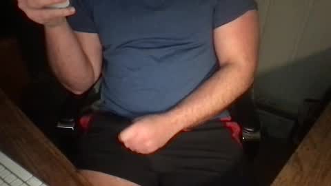 Snapshot of tyler4601 chatting on December 9, 2:02 am tyler4601 online show from December 9, 2:02 am