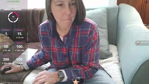 Snapshot of tylersands chatting on December 5, 3:41 pm Tyler Sands online show from December 5, 3:41 pm