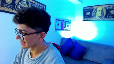   online show from January 8, 5:59 am