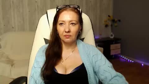 Snapshot of tyramories chatting on December 1, 4:29 pm tyramories online show from December 1, 4:29 pm