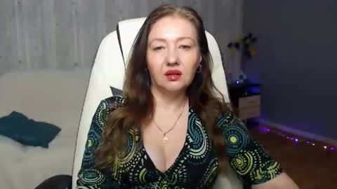 Snapshot of tyramories chatting on October 24, 10:44 am tyramories online show from October 24, 10:44 am