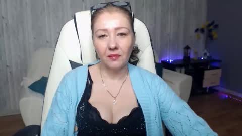 Snapshot of tyramories chatting on November 30, 9:13 am tyramories online show from November 30, 9:13 am