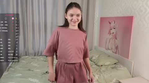 Snapshot of tyrasyversen chatting on September 16, 11:00 am Emily online show from September 16, 11:00 am