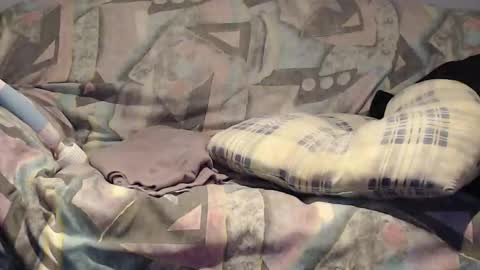 Snapshot of tyson2525 chatting on October 25, 4:09 am Helena and Tyson online show from October 25, 4:09 am