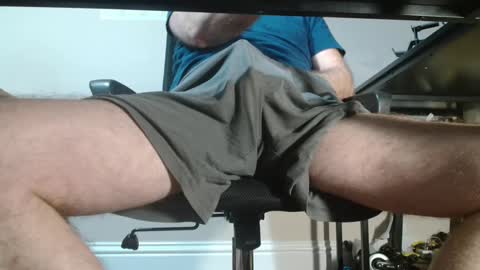 Snapshot of ukguynxtdr chatting on December 29, 2:49 am ukguynxtdr online show from December 29, 2:49 am