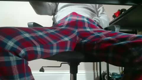 Snapshot of ukguynxtdr chatting on February 24, 9:52 pm ukguynxtdr online show from February 24, 9:52 pm