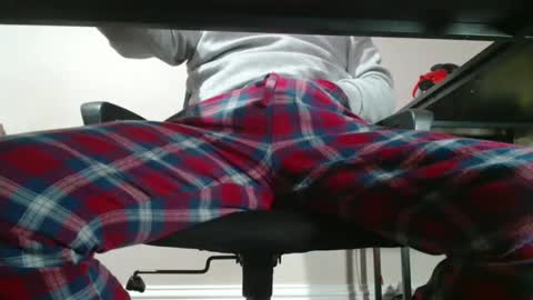 Snapshot of ukguynxtdr chatting on February 25, 10:18 pm ukguynxtdr online show from February 25, 10:18 pm