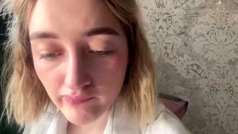 Emily online show from November 29, 9:23 am