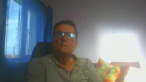 ulmeni4 online show from October 25, 12:13 pm