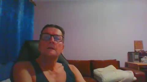 ulmeni4 online show from November 29, 4:59 am