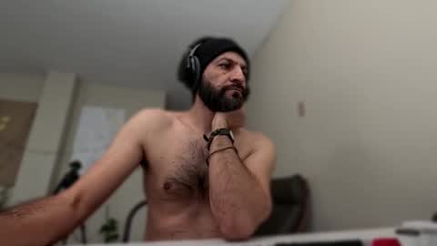 Snapshot of ultratoaster chatting on January 3, 9:26 pm ultratoaster online show from January 3, 9:26 pm