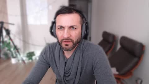 Snapshot of ultratoaster chatting on January 21, 10:08 pm ultratoaster online show from January 21, 10:08 pm