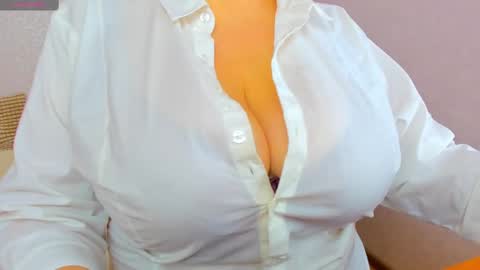 Snapshot of umnizza7777 chatting on March 8, 6:10 am umnizza7777 online show from March 8, 6:10 am