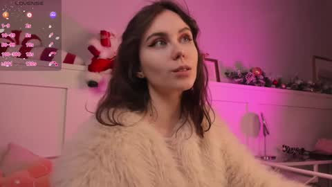 Snapshot of una_medisson chatting on December 25, 12:37 pm Una online show from December 25, 12:37 pm