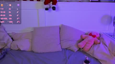 Snapshot of una_medisson chatting on January 4, 4:43 pm Una online show from January 4, 4:43 pm