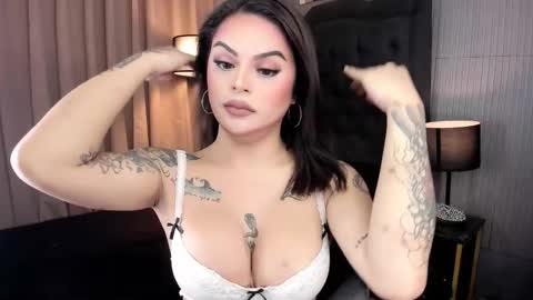 Lady tan online show from October 28, 7:38 pm