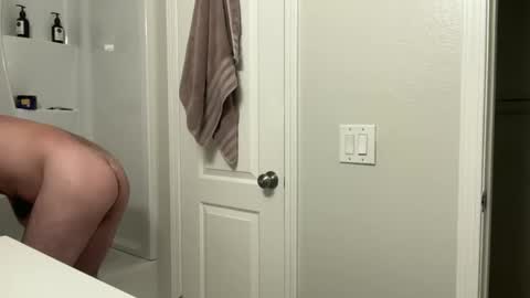 Snapshot of uncutbeard129840 chatting on November 13, 2:16 pm uncutbeard129840 online show from November 13, 2:16 pm