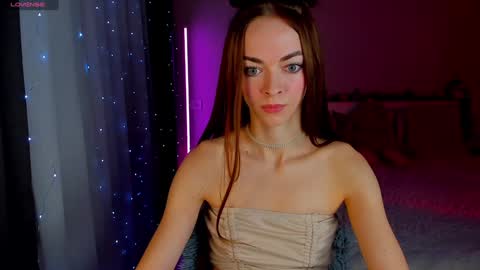 Under The Skin online show from February 7, 4:35 pm