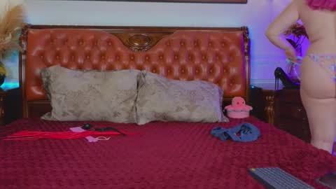 Unholy Lady online show from January 31, 6:46 am