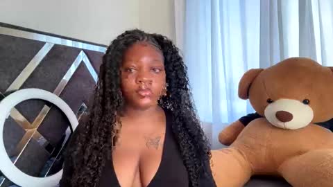 Snapshot of unholybaddie chatting on September 9, 5:29 am Unholybaddie online show from September 9, 5:29 am