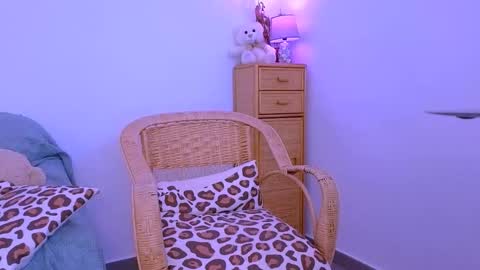 Alice online show from December 25, 12:27 am