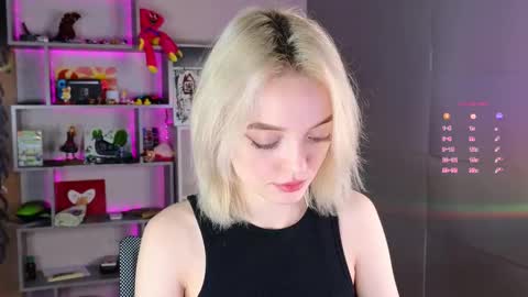 ShizukaShizuSHIZ online show from September 12, 3:06 am