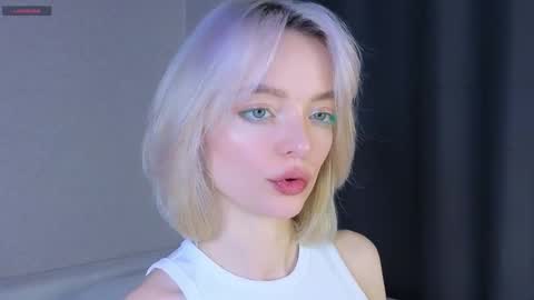 ShizukaShizuSHIZ online show from November 10, 5:39 am