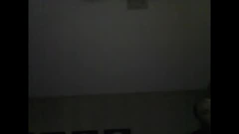 Snapshot of untuchabl1 chatting on December 16, 10:18 am untuchabl1 online show from December 16, 10:18 am