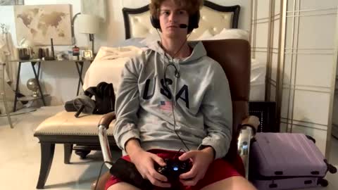 Stepbro online show from February 6, 1:32 pm