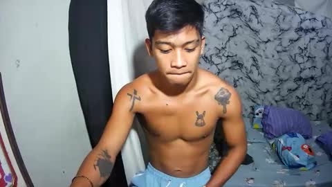 Snapshot of ur_asianpinoy chatting on November 12, 3:45 pm ur_asianpinoy online show from November 12, 3:45 pm