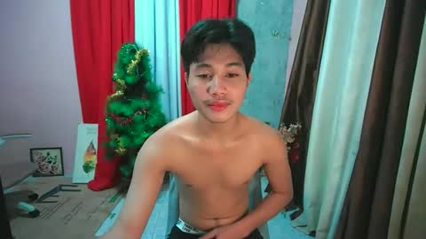 ur_boy_mark online show from November 12, 9:32 am