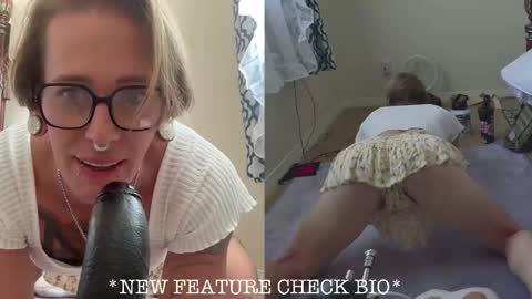 Snapshot of ur_goddess_daylee chatting on October 26, 8:04 pm Goddess online show from October 26, 8:04 pm