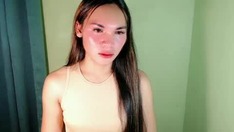 QUEENSY online show from February 9, 2:40 pm