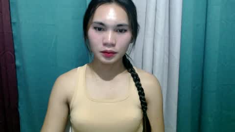 QUEENSY online show from February 23, 11:44 am