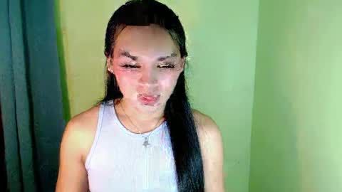 QUEENSY online show from February 27, 3:05 pm