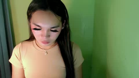 QUEENSY online show from March 9, 8:10 pm