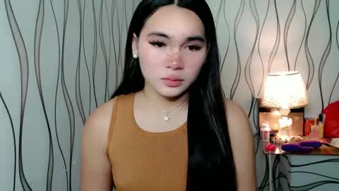 QUEENSY online show from November 2, 3:09 am