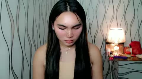 QUEENSY online show from November 7, 1:22 pm