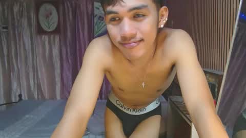 ur_shan21 online show from December 2, 4:35 pm