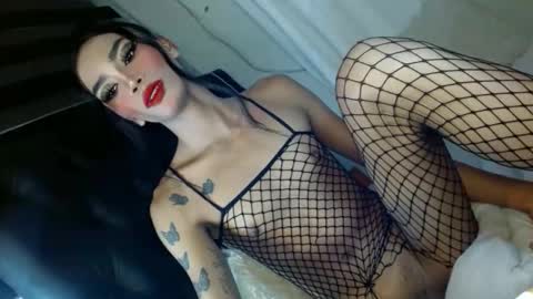 emma online show from October 31, 5:30 am