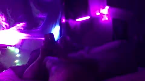 urdaddy875867 online show from November 3, 12:35 am