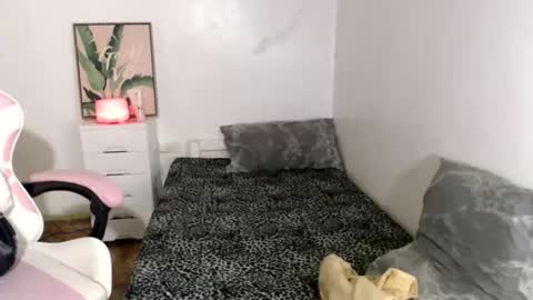 ayumi reacher online show from March 9, 11:56 pm