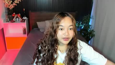 Scarlet online show from October 19, 12:55 am